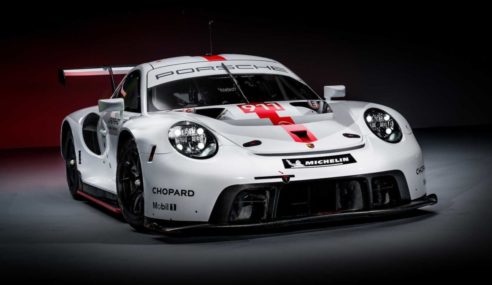 Here Is The New 4.2-Liter 2019 Porsche 911 RSR