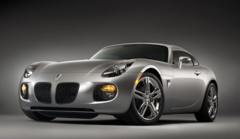 Why Americans Loved The Pontiac Solstice