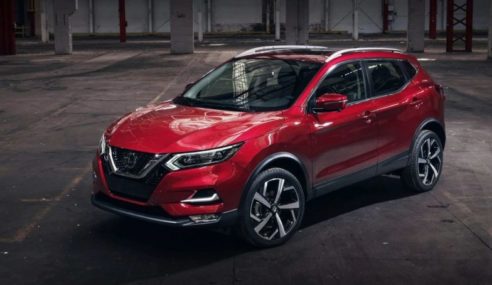 Nissan Rogue Takes Competitors By The Horns