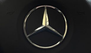 Mercedes Benz BIOME: The Car Grown Like A Plant And Breathing Oxygen