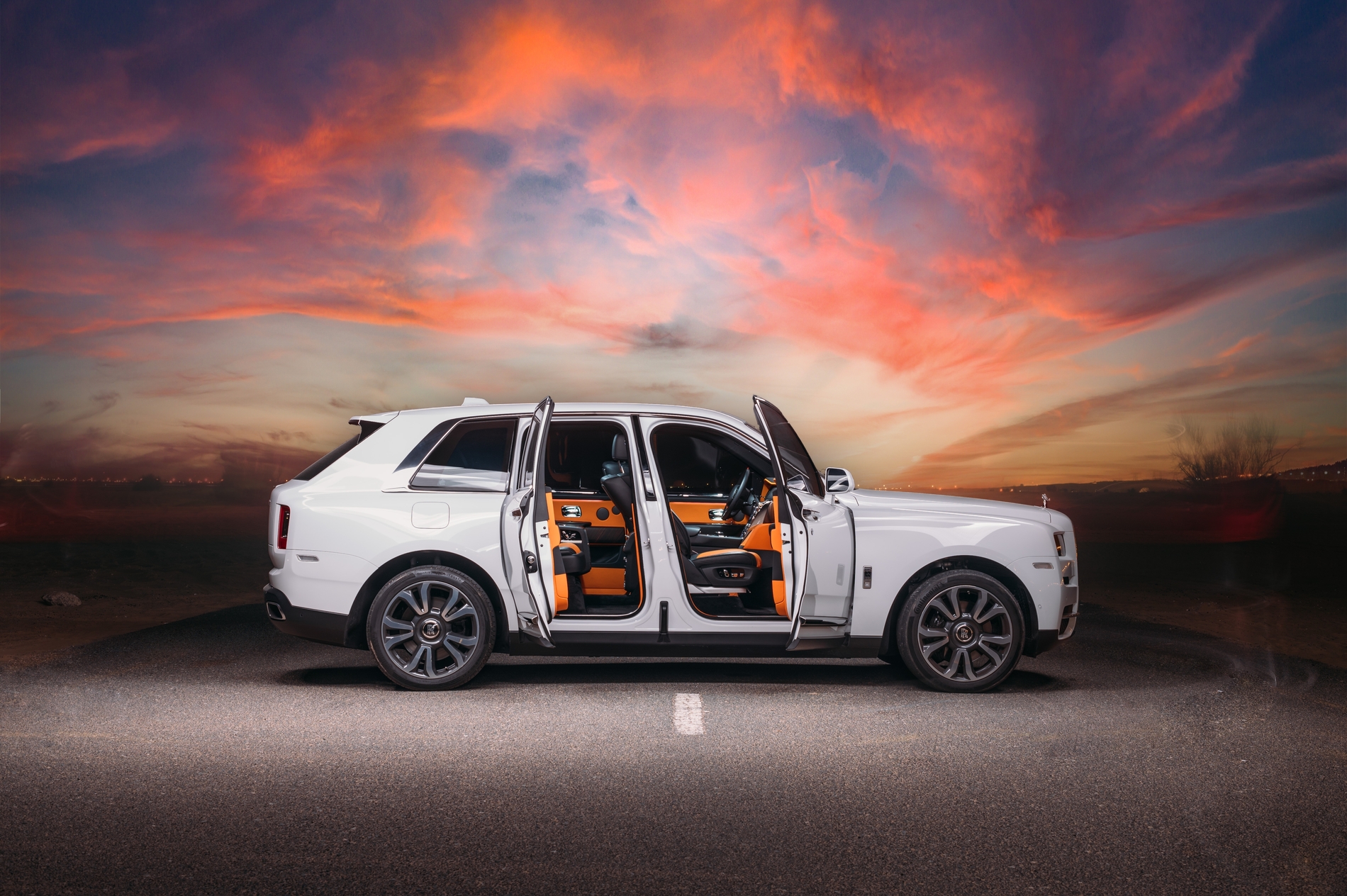 Rolls-Royce Brings the Milky Way Inside with the Cullinan Cosmos