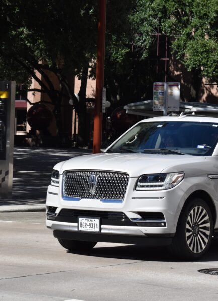 I Spent a Day with the 2025 Lincoln Navigator Black Label and Here’s How It Went