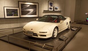 1995 Honda NSX-R Listing Sparks Ferrari-Like Price Expectations