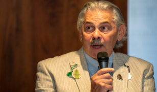 McLaren F1 Designer Criticizes Modern Cars and Their Direction