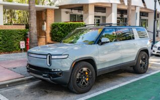 2026 Rivian R1S Quad Motor Review: Is It Really Worth $124,490?