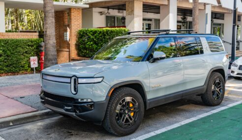 2026 Rivian R1S Quad Motor Review: Is It Really Worth $124,490?