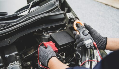 How to Diagnose Car Battery Problems vs. Alternator Issues