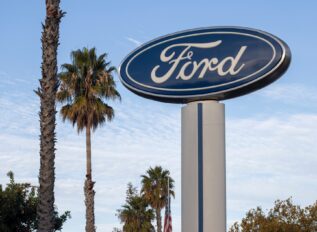 Ford Begins Discussions with BYD on Future Hybrid Technology