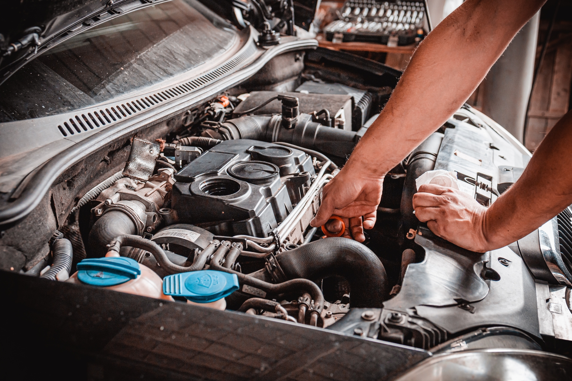 10 Clear Signs Your Transmission Needs Immediate Repair