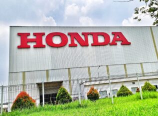 New US Honda Chief Not Confident in Full EV Expansion Trend