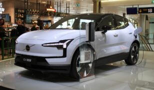 2027 Volvo EX30 Gets Mobile Charging Feature Through New OTA Update