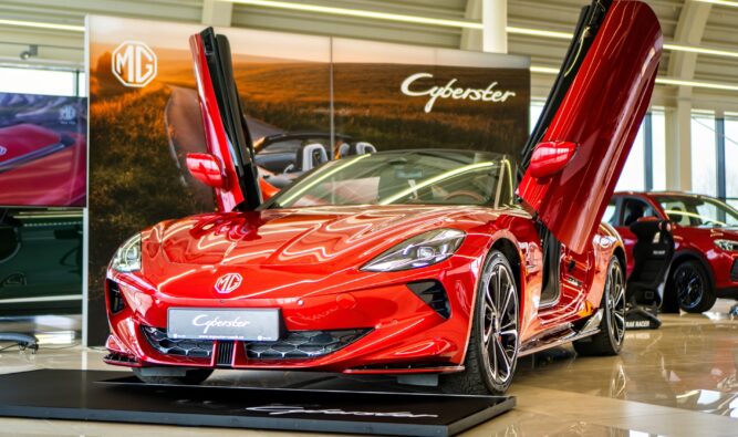 MG Cyberster Long Test: One Week of Real Driving and Honest Opinions