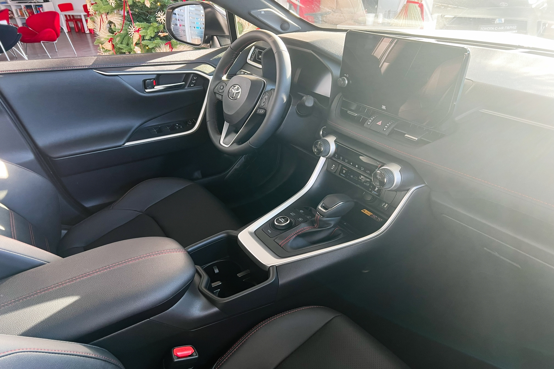 What It Is Like To Live With The 2025 Toyota Rav4 Hybrid