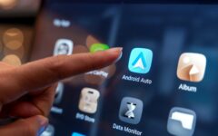 Google to Open-Source Android Auto as Car Tech Battle Intensifies