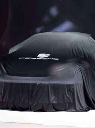 Porsche Set to Reveal 911 GT3 Cabriolet on April 14