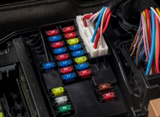 How to Replace a Blown Fuse in Your Car