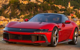 Ferrari 12Cilindri Manuale Revives the Manual Gearshift Feel