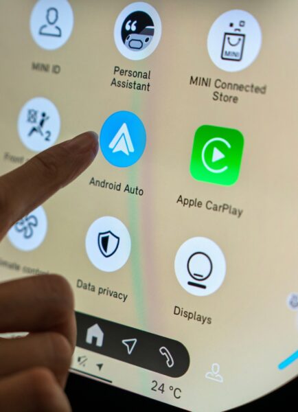 How to Set Up and Use Android Auto Correctly (Wired and Wireless)