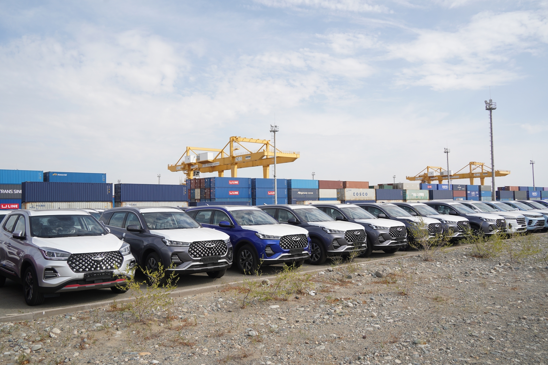 U.S. Senate Pushes for a Permanent Ban on Chinese Vehicles