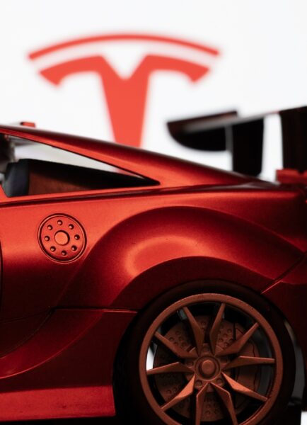 Tesla Finally Unveils the Next-Generation Roadster, and It Can Fly