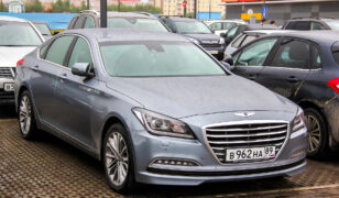 Hyundai Recalls 94,622 Genesis Sedans in U.S. Over Power-Seat Fire Risk