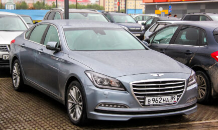 Hyundai Recalls 94,622 Genesis Sedans in U.S. Over Power-Seat Fire Risk